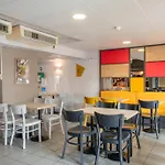 Amiens Hotel