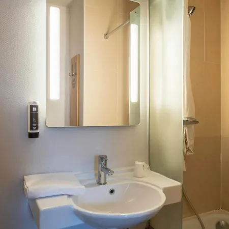 Amiens Hotel 2*