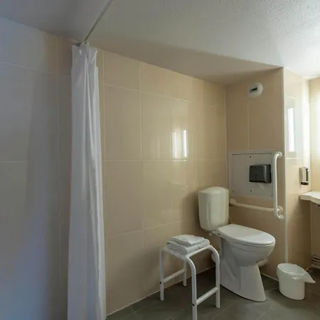 Amiens Hotel 2*