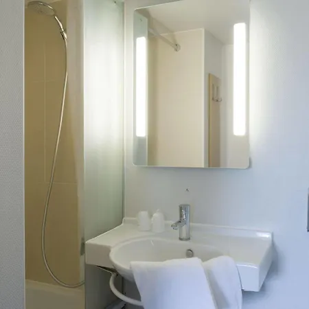 Hotel Amiens 2*
