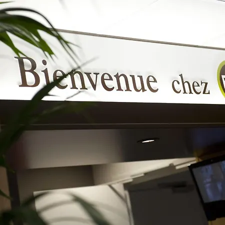 Hotel Amiens 2*