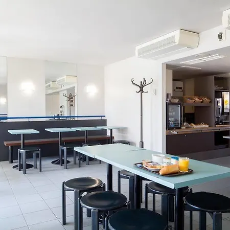 Amiens Hotel