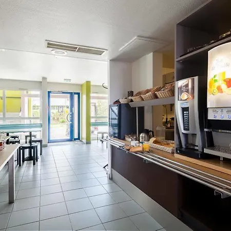 Hotel Amiens 2*